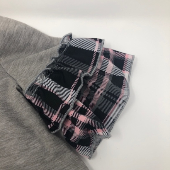 Lily Bleu Gray Graphic Plaid Ruffle Sleeve Top - Picture 4 of 6
